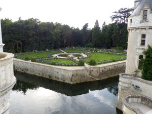 Chenonceau - Catherine de' Medici's Garden